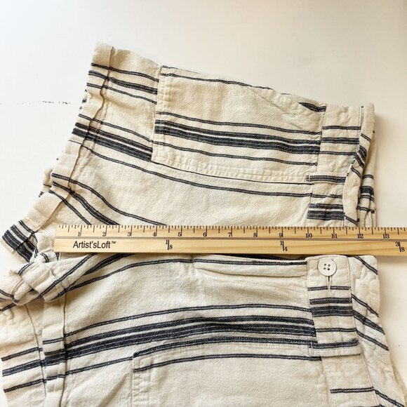 Roxy Cream & Blue Striped Linen Shorts High Rise Beach Casual Boho Size Small - Picture 6 of 7